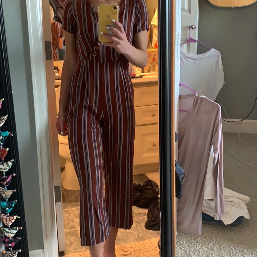 Jumpsuit - Picture 5 of 6